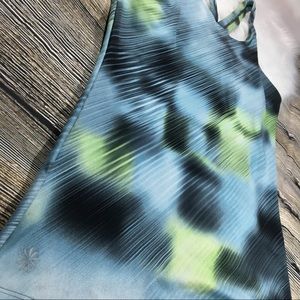 Athleta Active Top M